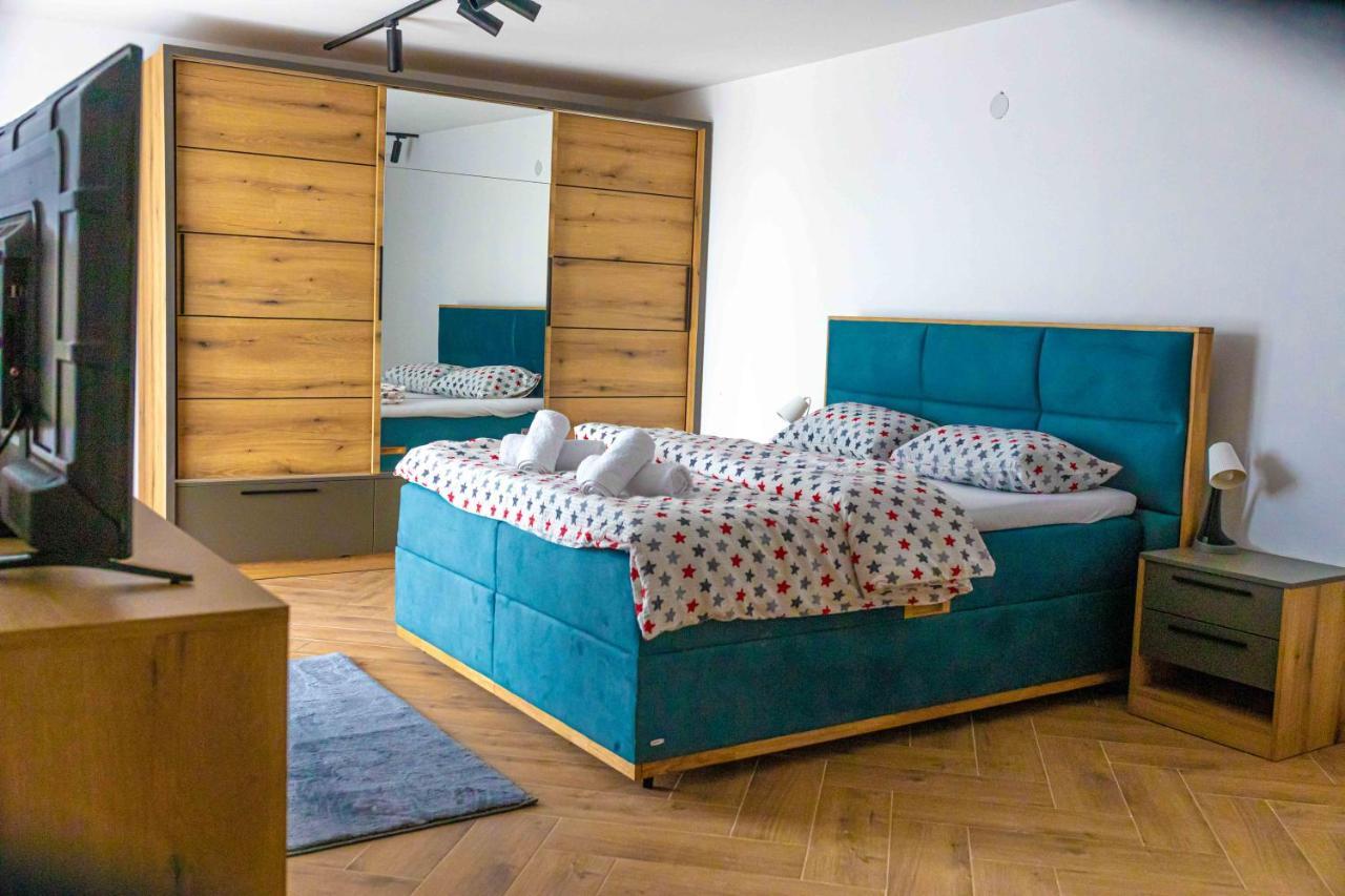 City Escape Luxury Villa Zuce Eksteriør billede