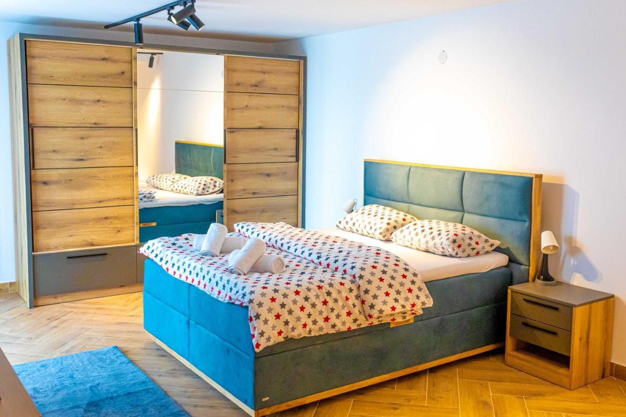 City Escape Luxury Villa Zuce Eksteriør billede