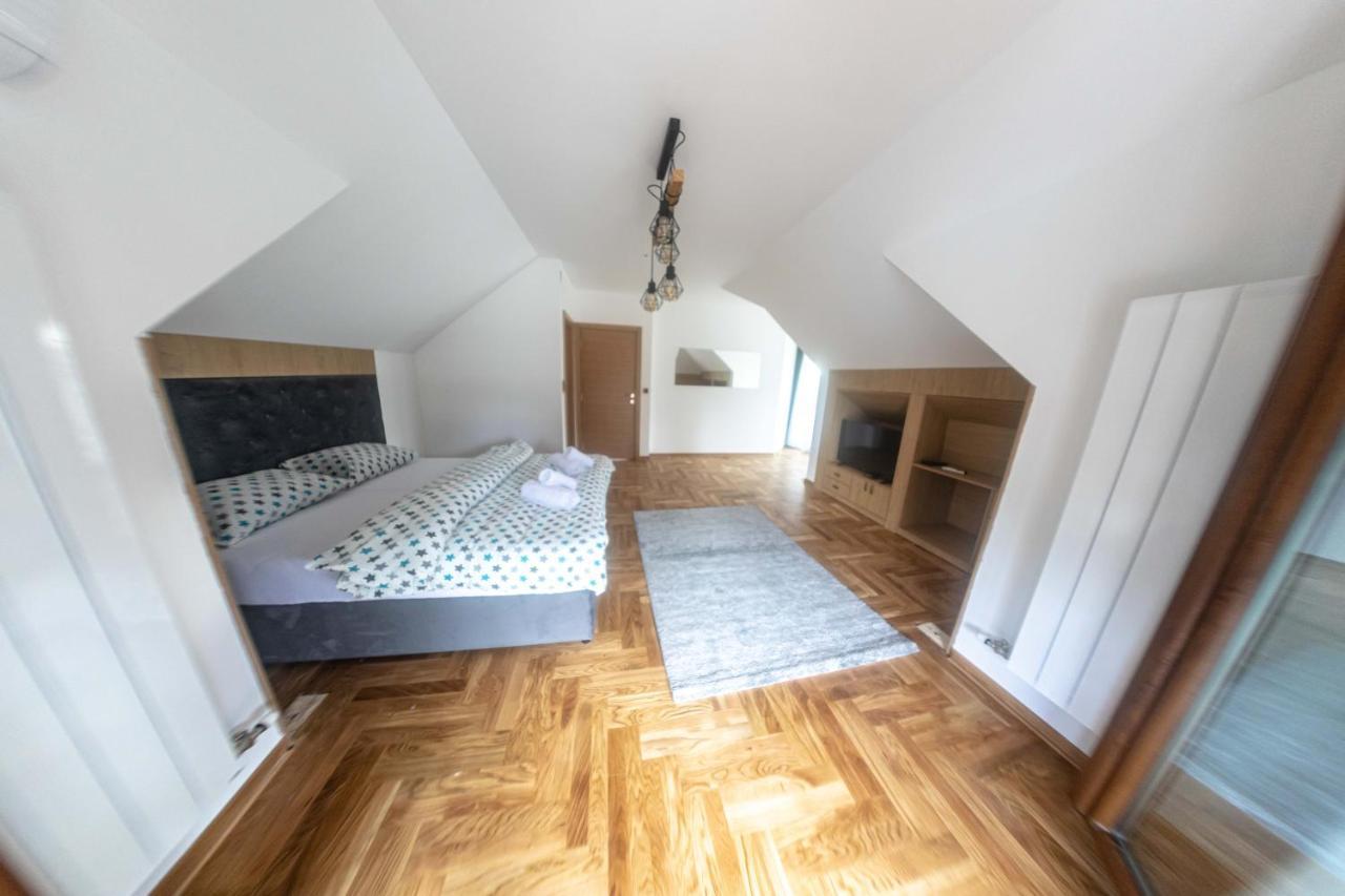 City Escape Luxury Villa Zuce Eksteriør billede