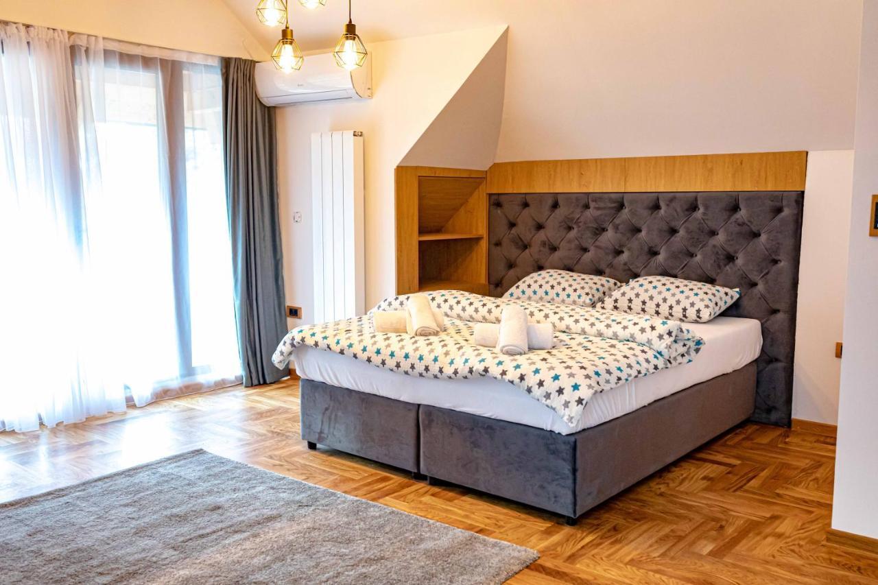 City Escape Luxury Villa Zuce Eksteriør billede
