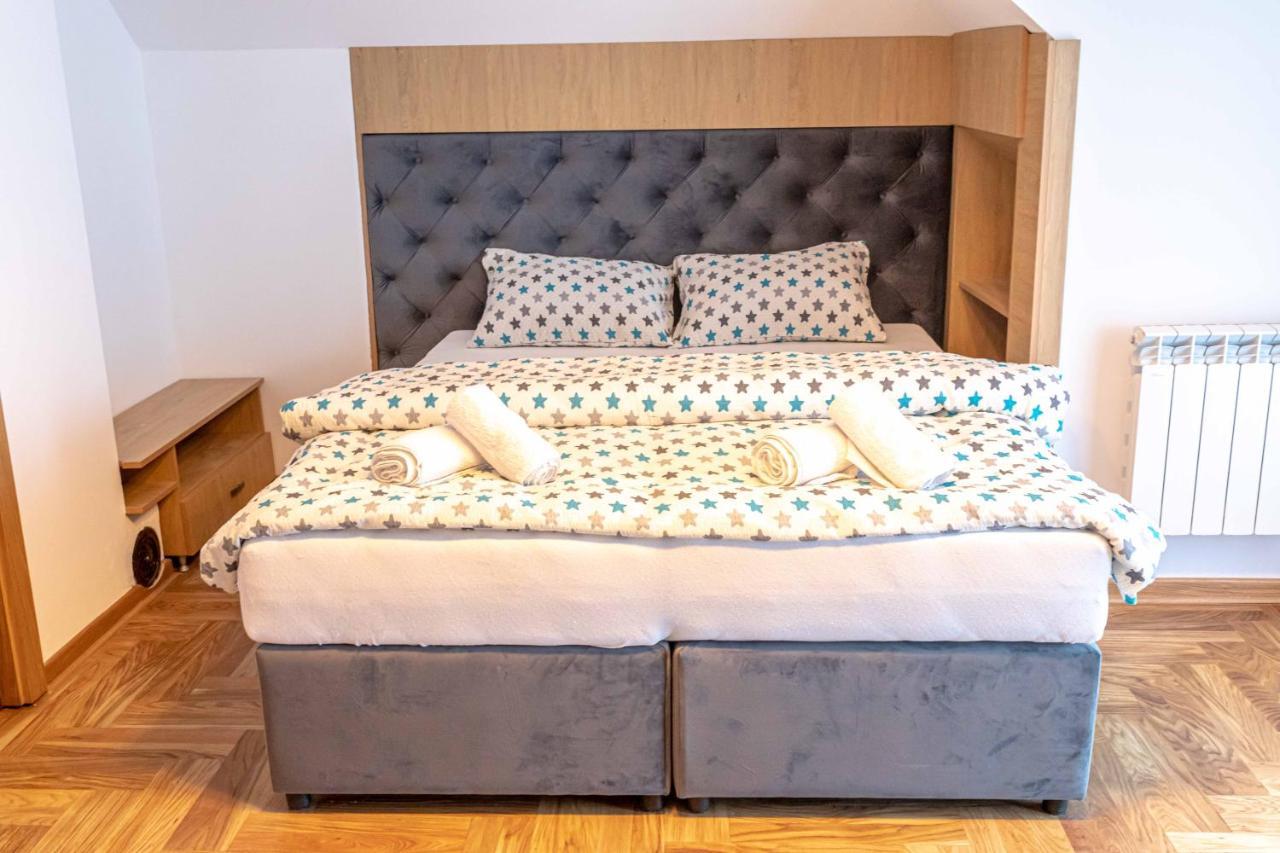 City Escape Luxury Villa Zuce Eksteriør billede