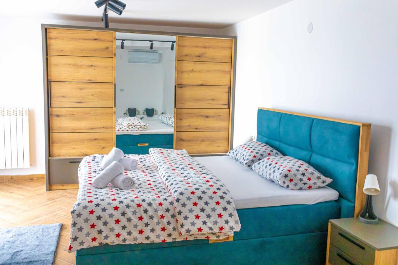 City Escape Luxury Villa Zuce Eksteriør billede