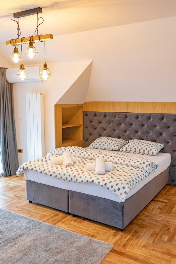 City Escape Luxury Villa Zuce Eksteriør billede