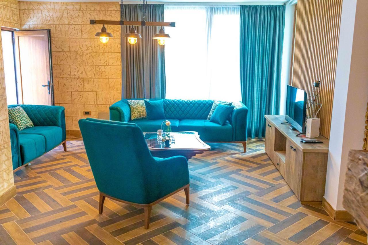 City Escape Luxury Villa Zuce Eksteriør billede