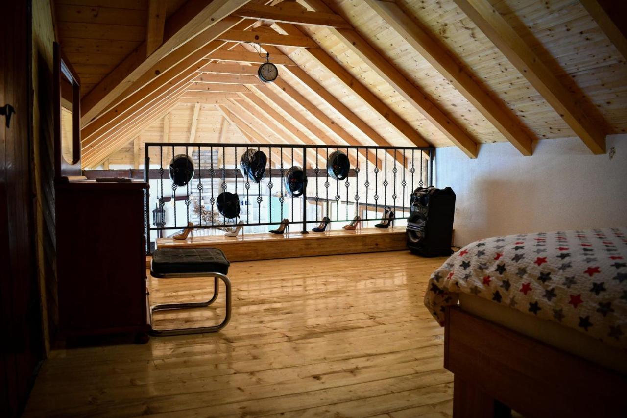 City Escape Luxury Villa Zuce Eksteriør billede
