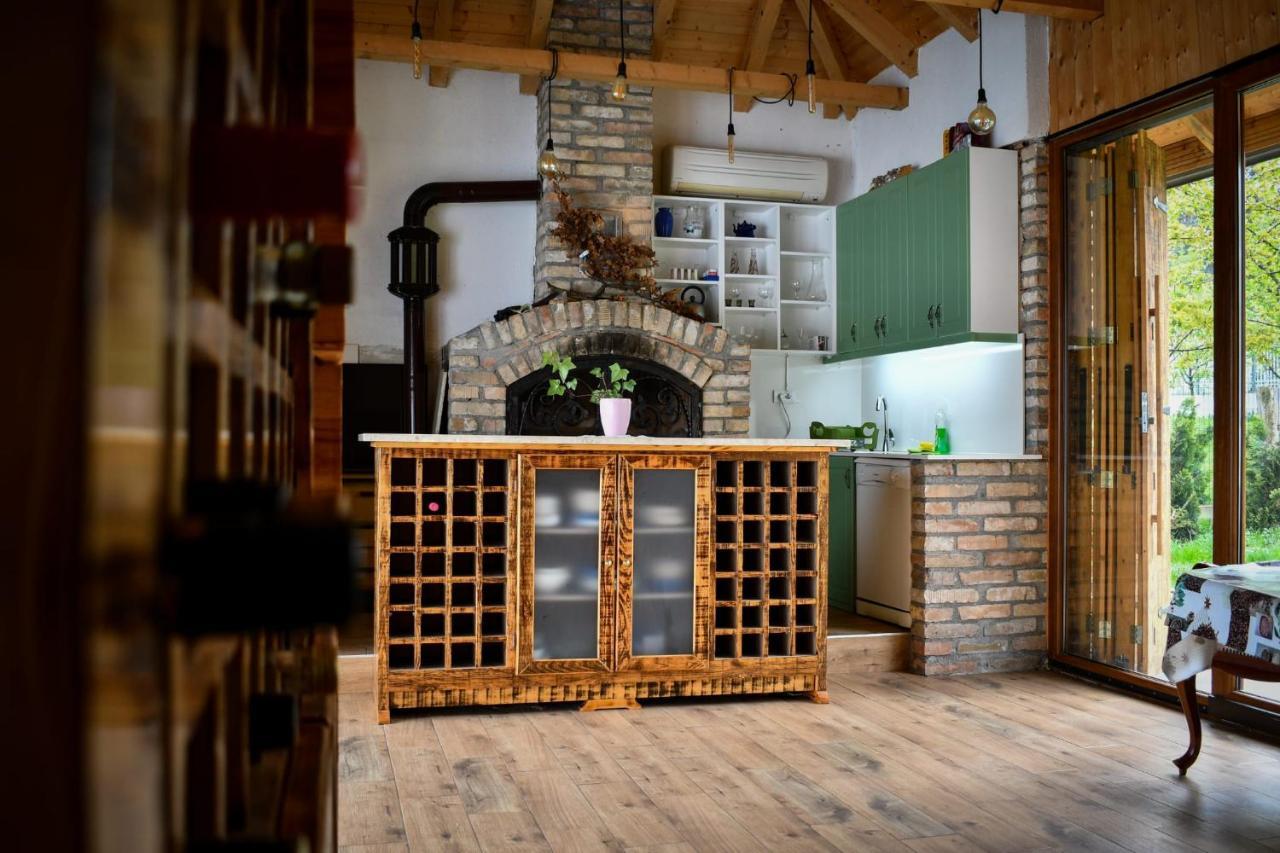 City Escape Luxury Villa Zuce Eksteriør billede